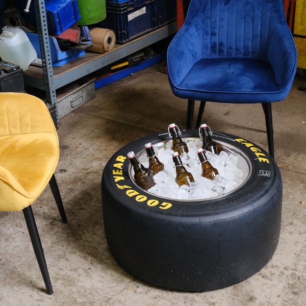Goodyear Eagle 2-in-1 Tire Table &quot;Barcelona&quot; - black