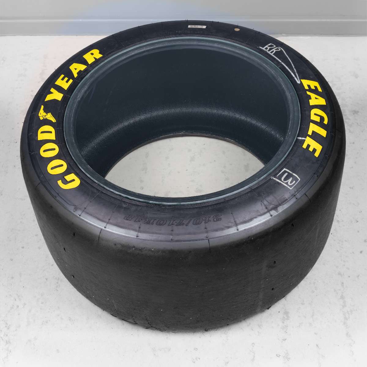 Goodyear Eagle 2-in-1 Tire Table | Lifestyle | Goodyear Store